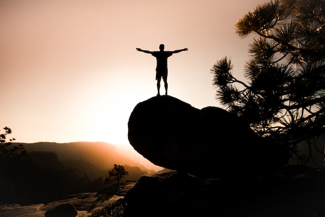 How to Maintain a Healthy Mindset & Process Your Emotions in Healthy, Productive Ways